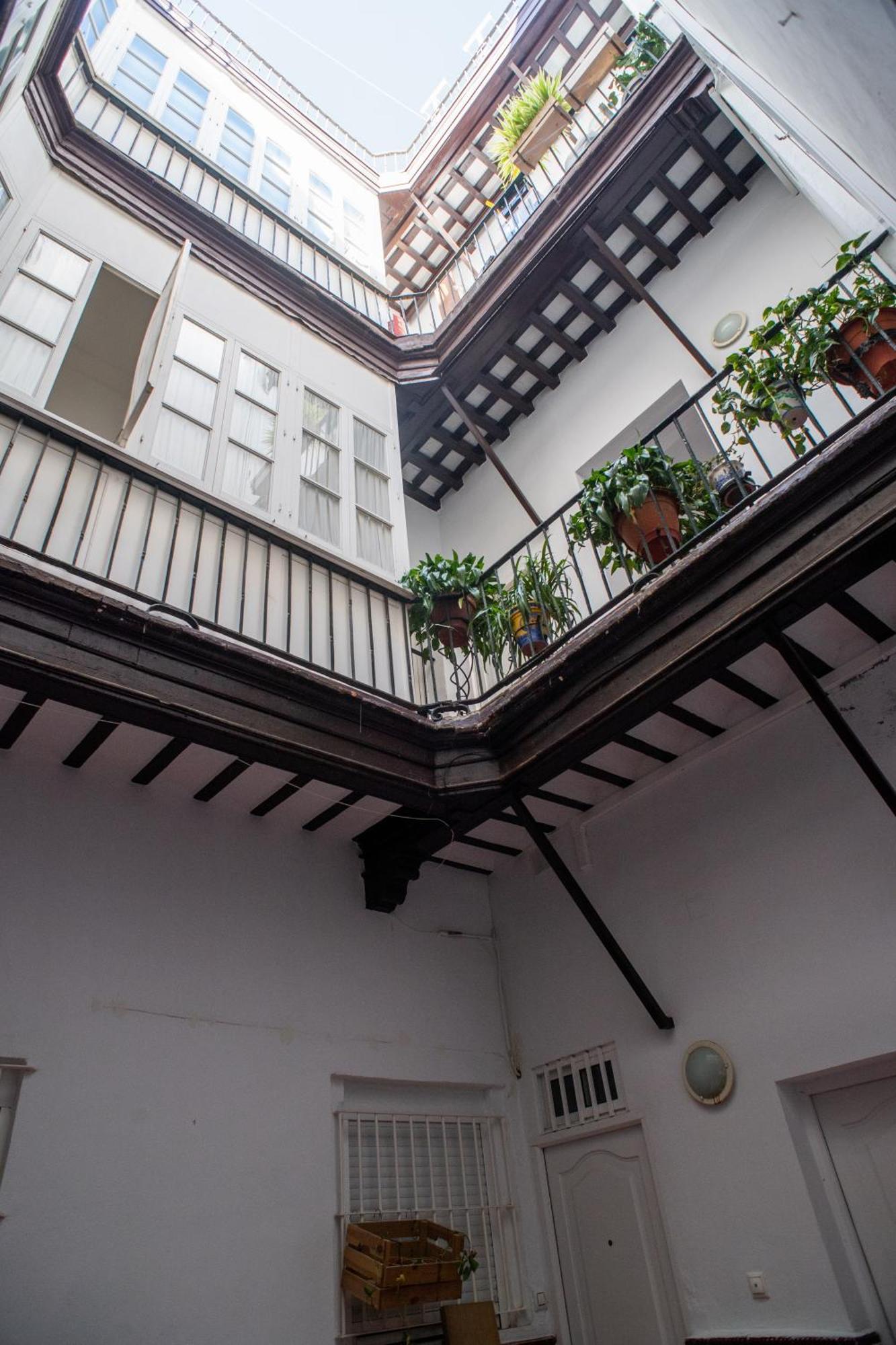 Apartamento Encarnacion Playa Caleta Cadiz Luaran gambar